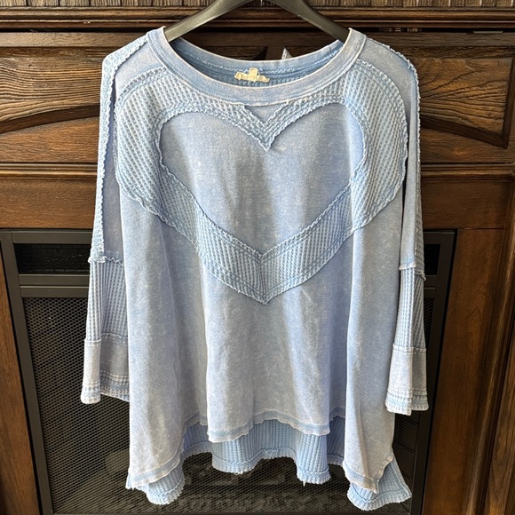 easel Tops - Easel Blue Heart Oversized Top